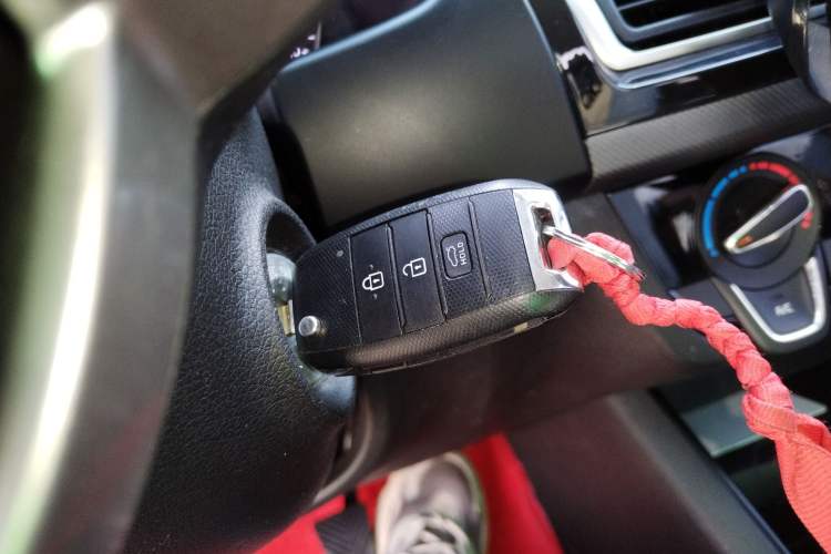 Used Kia Forte 2019 1.6L Manual Comfort Edition China VI Standard Vehicle Key