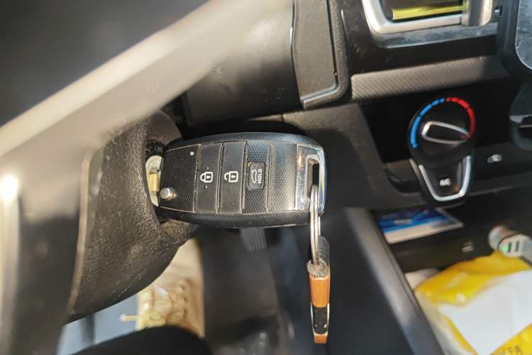 Used Kia Forte 2019 1.6L Automatic Fashion Edition China VI Standard Vehicle Key