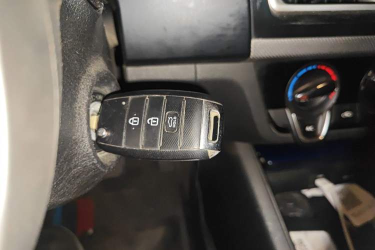 Used Kia Forte 2019 1.6L Automatic Fashion Edition China VI Standard Vehicle Key