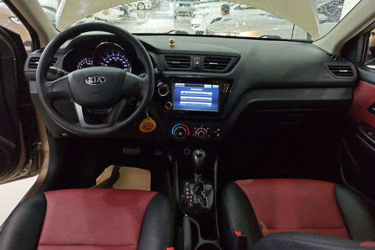 Used Kia K2 2012 Hatchback 1.4L Automatic Cool Edition Center Console