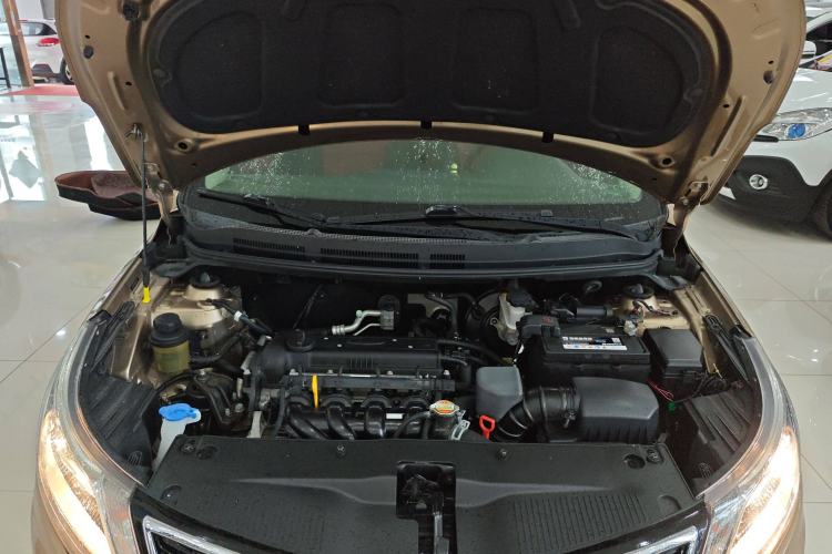 Used Kia K2 2012 Hatchback 1.4L Automatic Cool Edition Engine Bay