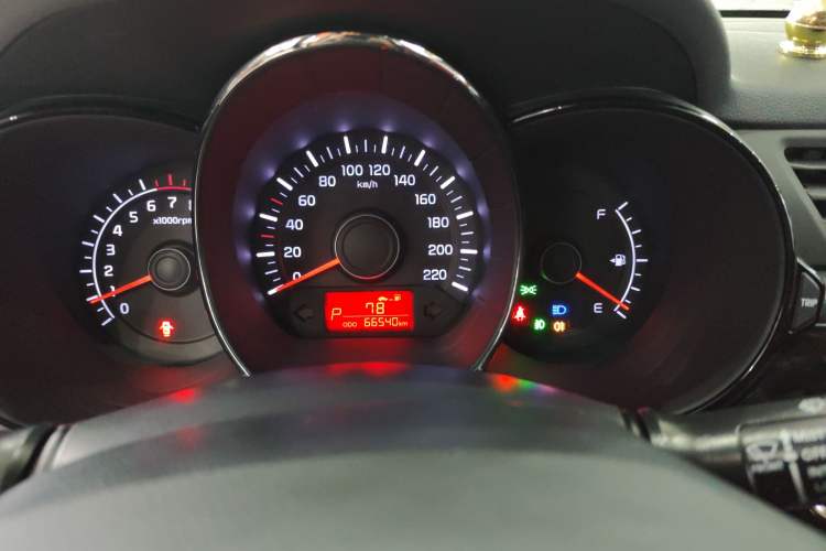 Used Kia K2 2012 Hatchback 1.4L Automatic Cool Edition Instrument Cluster