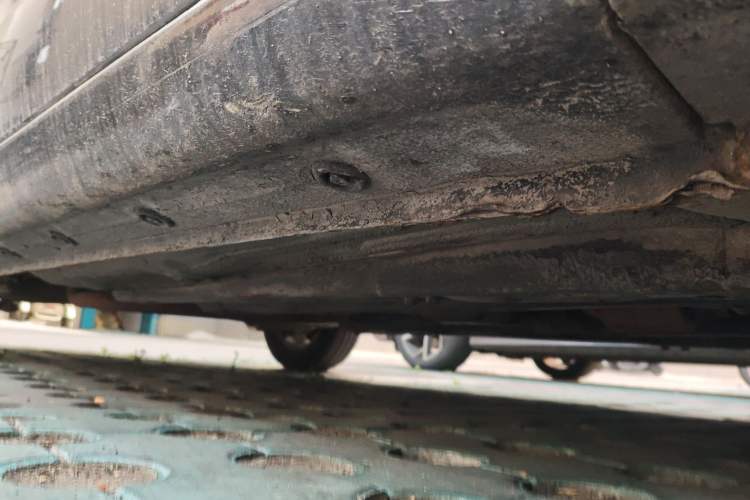 Used Kia K2 2011 Sedan 1.4L Manual Transmission GLS Chassis Front Right