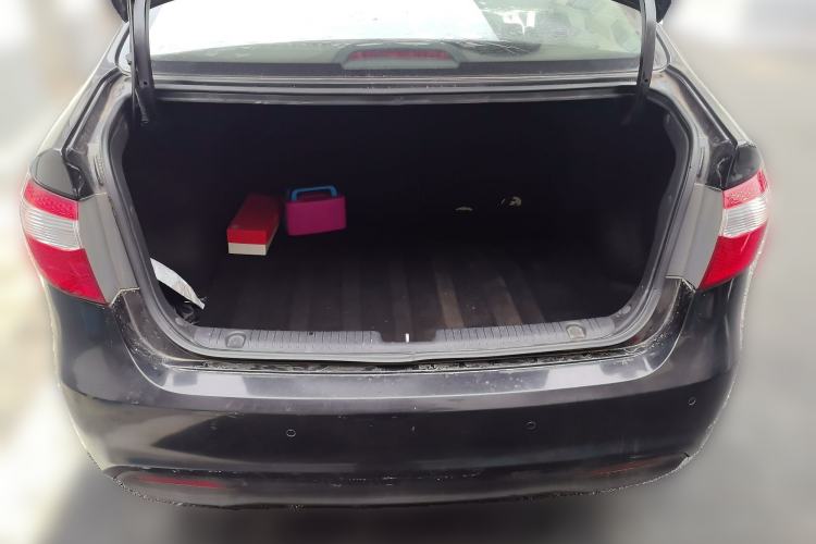 Used Kia K2 2011 Sedan 1.6L Automatic Transmission Premium Trunk