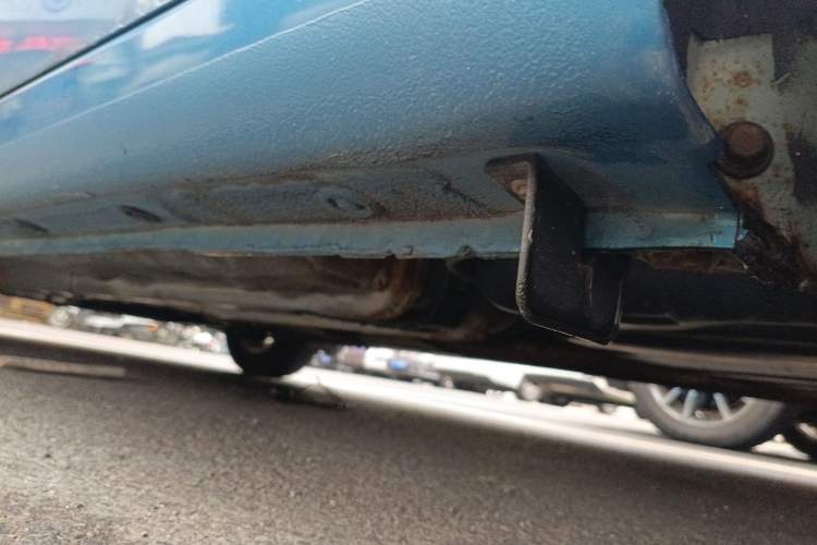 Used Kia K2 2011 Sedan 1.4L MT TOP Chassis Rear Left