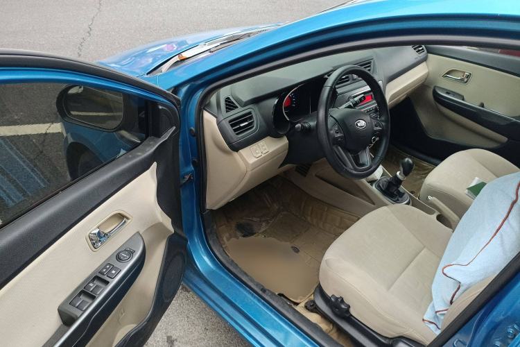 Used Kia K2 2011 Sedan 1.4L MT TOP Driver Seat