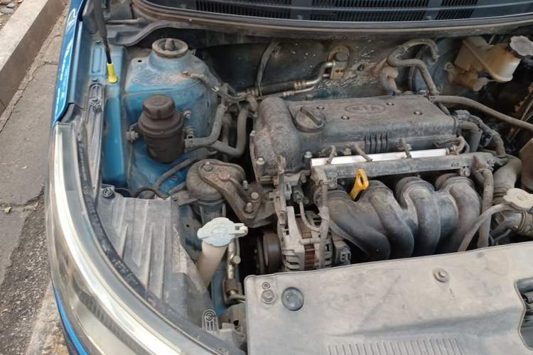 Used Kia K2 2011 Sedan 1.6L Automatic Transmission Premium Engine Bay Right