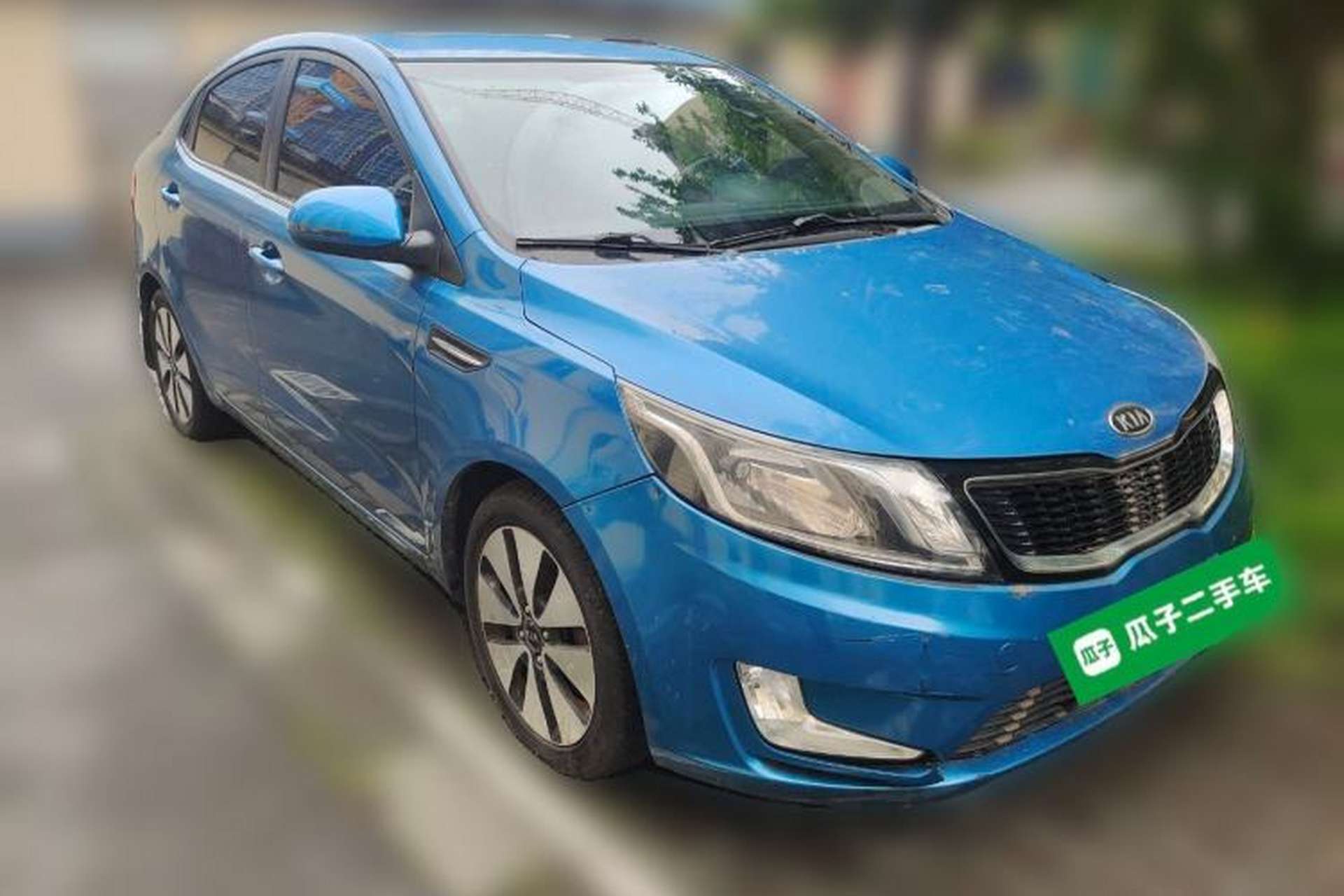 Used Kia K2 2011 Sedan 1.6L Automatic Transmission Premium Front Right 45 Deg