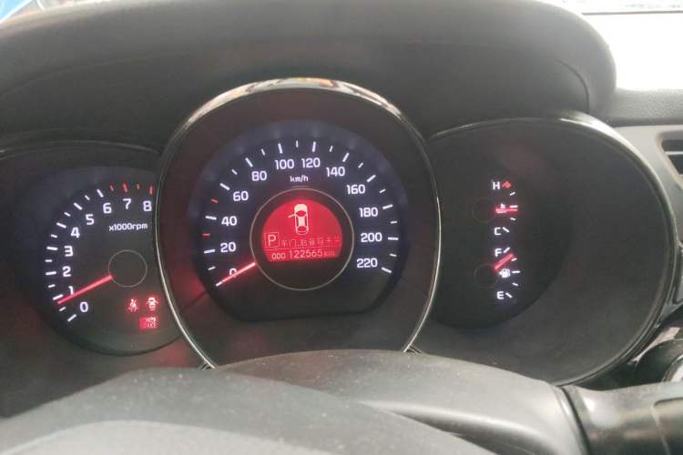 Used Kia K2 2011 Sedan 1.4L Automatic Top-Trim Instrument Cluster
