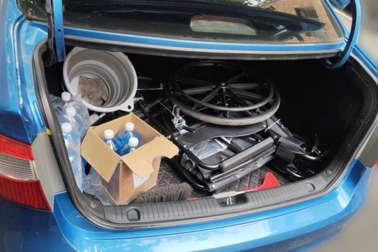 Used Kia K2 2011 Sedan 1.4L Automatic Top-Trim Trunk