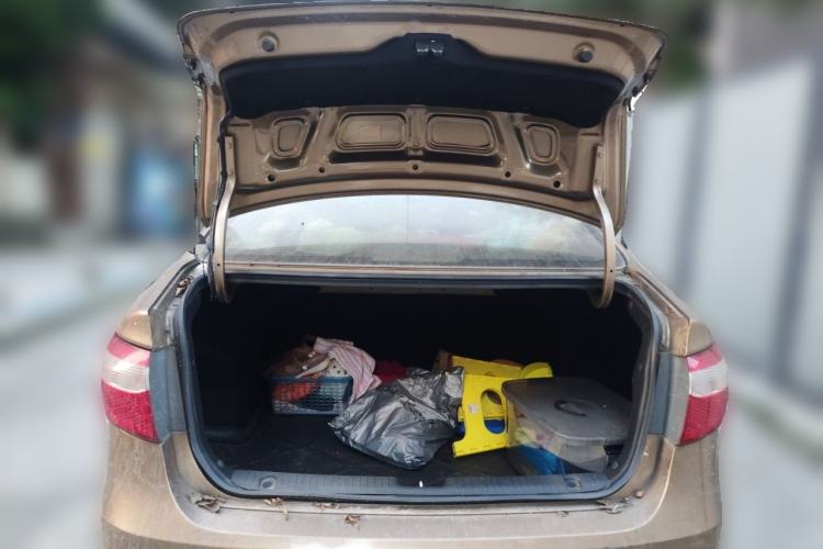Used Kia K2 2011 Sedan 1.4L Automatic GLS Trunk