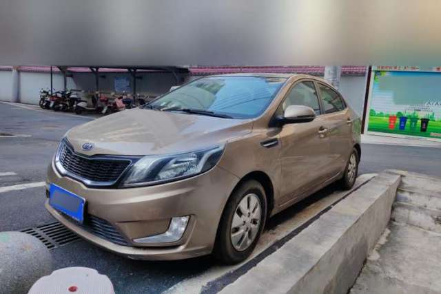 Used Kia K2 2011 Sedan 1.4L MT TOP