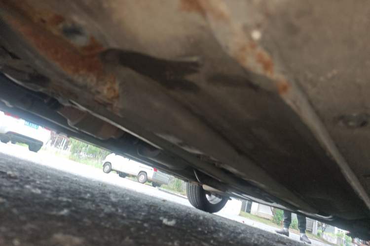 Used Kia K2 2011 Sedan 1.6L Automatic Transmission Premium Chassis Front Left