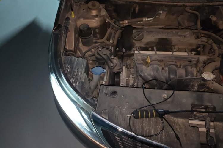 Used Kia K2 2011 Sedan 1.6L Automatic Transmission Premium Engine Bay Right