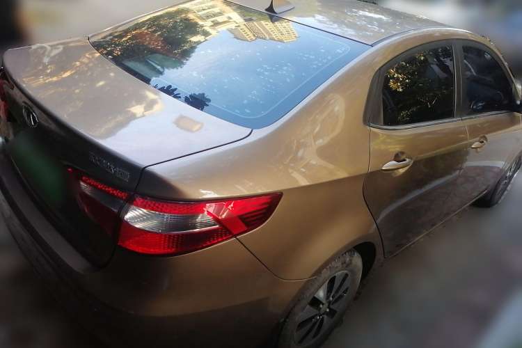 Used Kia K2 2011 Sedan 1.4L Manual Transmission GLS Rear Right 45 Deg