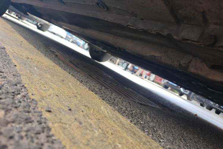 Used Kia K2 2011 Sedan 1.4L Automatic GLS Chassis Front Right