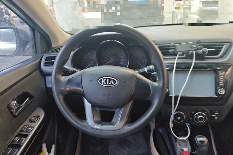 Used Kia K2 2011 Sedan 1.4L Automatic GLS Steering Wheel