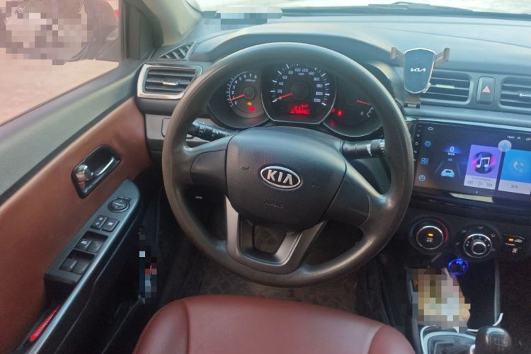 Used Kia K2 2011 Sedan 1.4L Manual Transmission GLS Steering Wheel