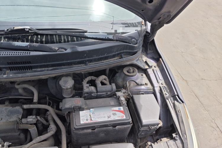 Used Kia K2 2011 Sedan 1.6L Automatic Transmission Premium Engine Bay Left