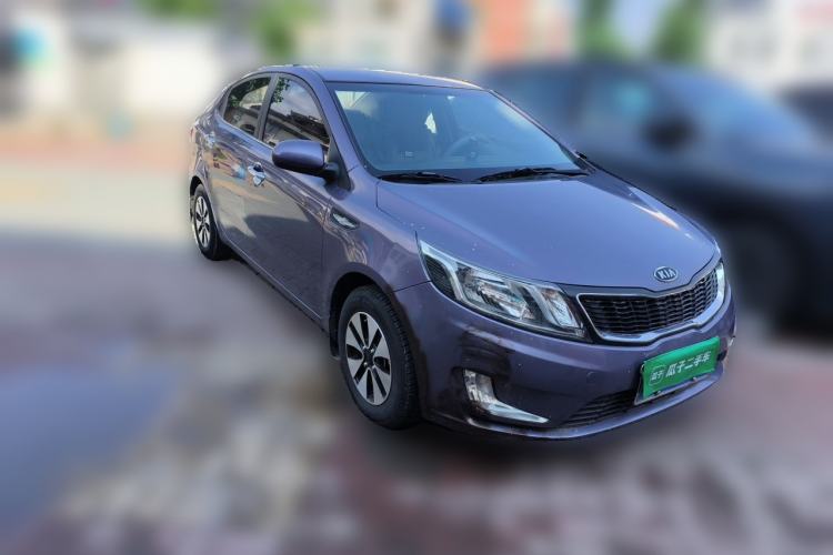 Used Kia K2 2011 Sedan 1.4L Automatic GLS Front Right 45 Deg