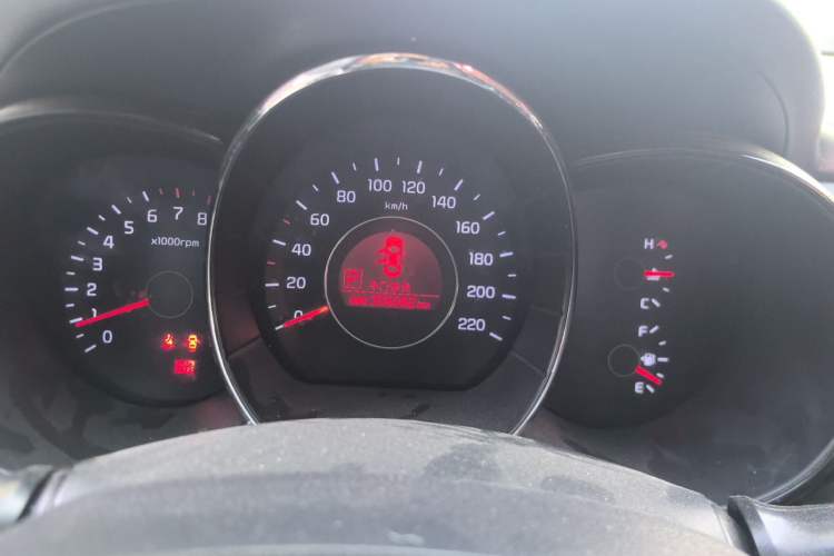 Used Kia K2 2011 Sedan 1.6L Automatic Transmission Premium Instrument Cluster