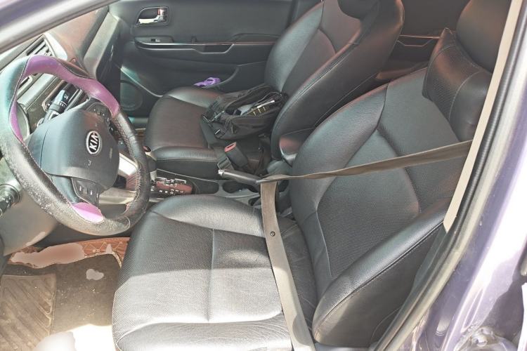 Used Kia K2 2011 Sedan 1.6L Automatic Transmission Premium Left Front Seat