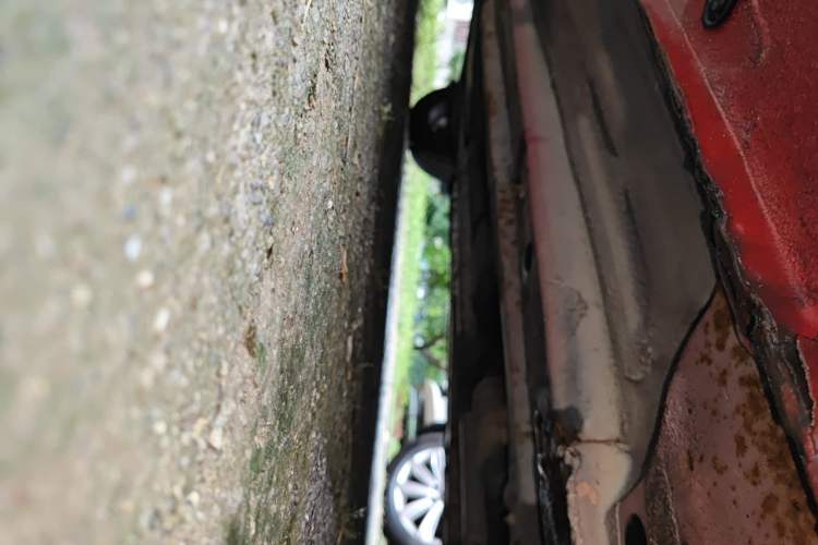 Used Kia K2 2011 Sedan 1.6L Automatic Transmission Premium Chassis Front Right