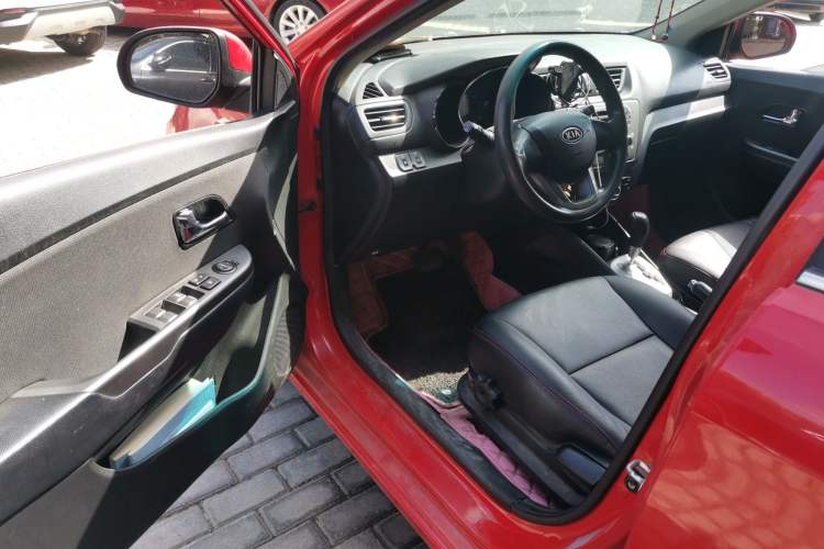 Used Kia K2 2011 Sedan 1.4L Automatic Top-Trim Driver Seat