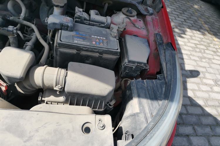 Used Kia K2 2011 Sedan 1.4L Automatic Top-Trim Engine Bay Left
