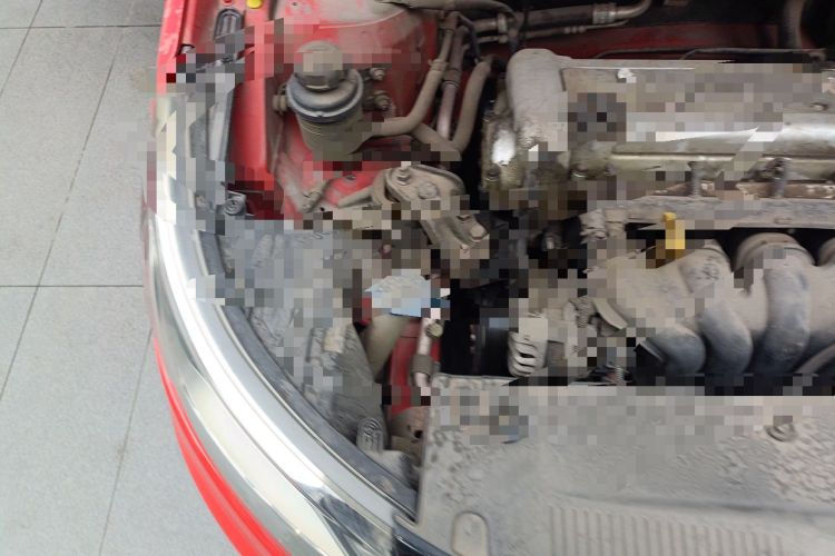 Used Kia K2 2011 Sedan 1.6L Automatic Transmission Premium Engine Bay Right