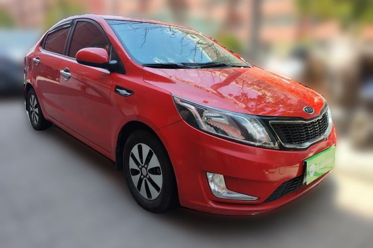 Used Kia K2 2011 Sedan 1.4L Manual Transmission GLS Front Right 45 Deg