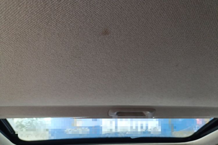 Used Kia K2 2011 Sedan 1.6L Automatic Transmission Premium Headliner