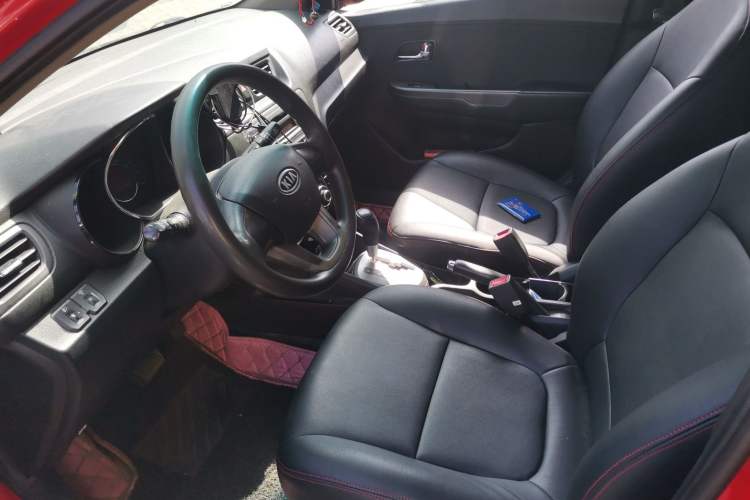 Used Kia K2 2011 Sedan 1.4L Automatic Top-Trim Left Front Seat