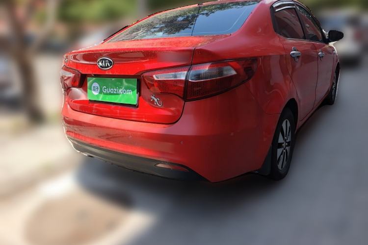 Used Kia K2 2011 Sedan 1.4L Manual Transmission GLS Rear Right 45 Deg