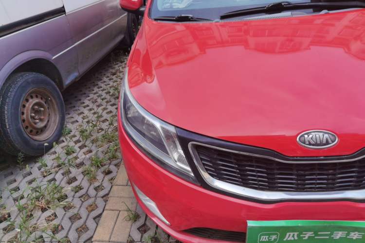 Used Kia K2 2011 Sedan 1.4L Automatic GLS Right Front Headlight