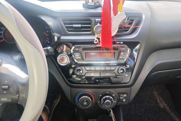 Used Kia K2 2011 Sedan 1.6L Automatic Transmission Premium Audio And AC Panel
