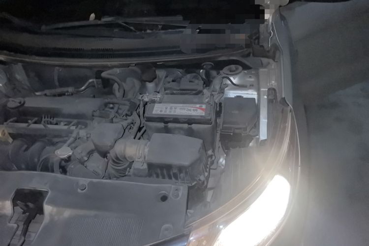 Used Kia K2 2011 Sedan 1.4L Automatic GLS Engine Bay Left