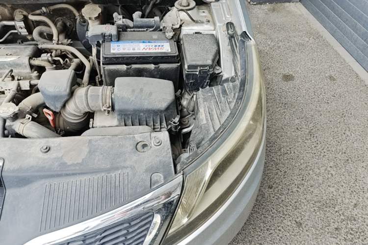 Used Kia K2 2011 Sedan 1.4L Automatic GLS Engine Bay Left