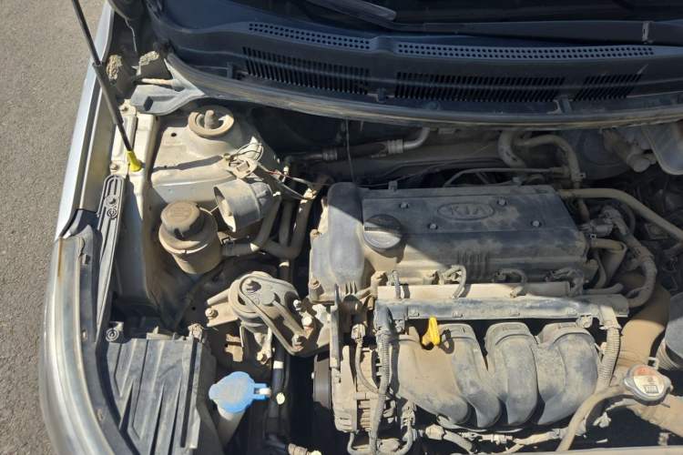 Used Kia K2 2011 Sedan 1.4L MT TOP Engine Bay Right