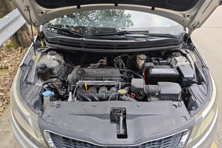 Used Kia K2 2011 Sedan 1.6L Automatic Transmission Premium Engine Bay