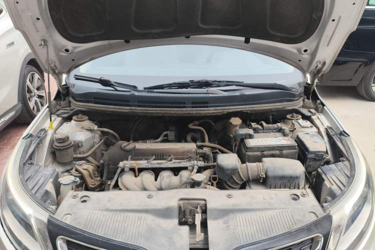 Used Kia K2 2011 Sedan 1.4L Automatic GLS Engine Bay