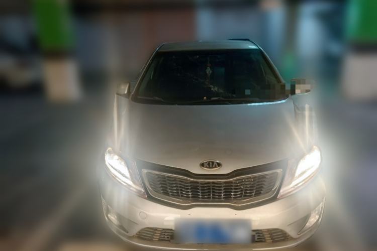 Used Kia K2 2011 Sedan 1.4L Automatic GLS Front