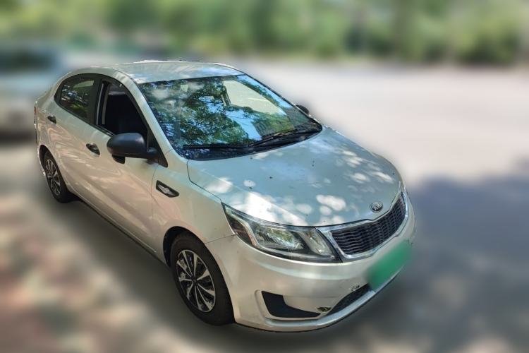 Used Kia K2 2011 Sedan 1.4L Automatic GLS Front Right 45 Deg