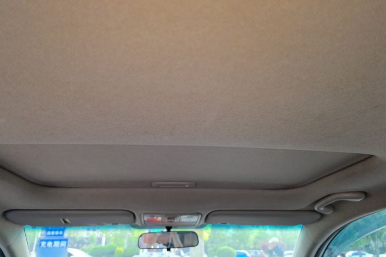 Used Kia K2 2011 Sedan 1.6L Automatic Transmission Premium Headliner