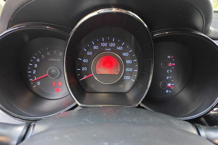 Used Kia K2 2011 Sedan 1.6L Automatic Transmission Premium Instrument Cluster
