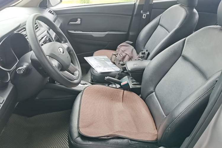 Used Kia K2 2011 Sedan 1.4L Automatic GLS Left Front Seat