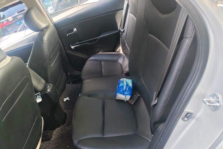 Used Kia K2 2011 Sedan 1.6L Automatic Transmission Premium Left Rear Seat