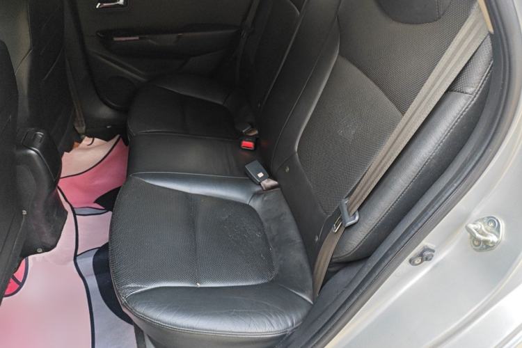 Used Kia K2 2011 Sedan 1.6L Automatic Transmission Premium Left Rear Seat