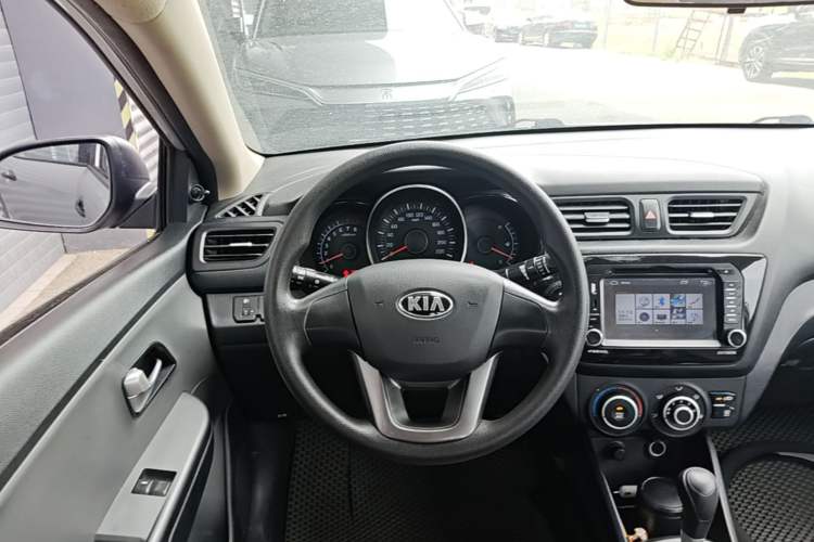 Used Kia K2 2011 Sedan 1.4L Automatic GLS Steering Wheel
