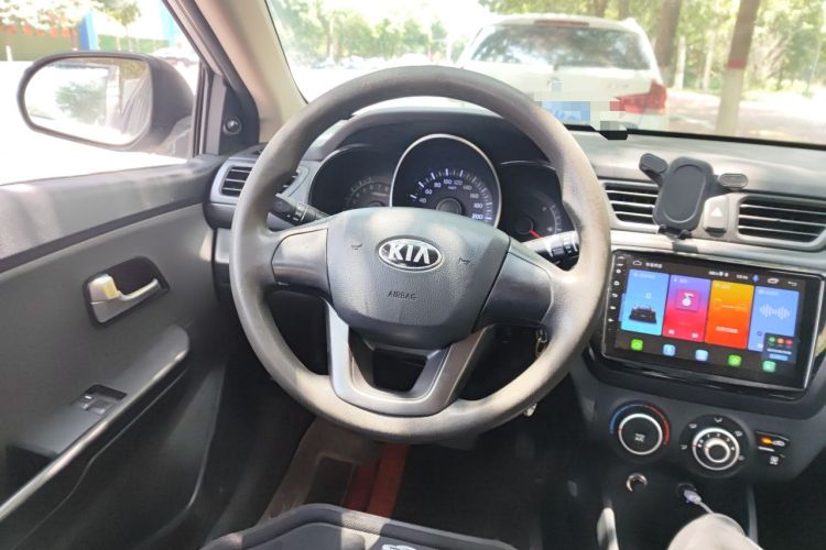 Used Kia K2 2011 Sedan 1.4L Automatic GLS Steering Wheel